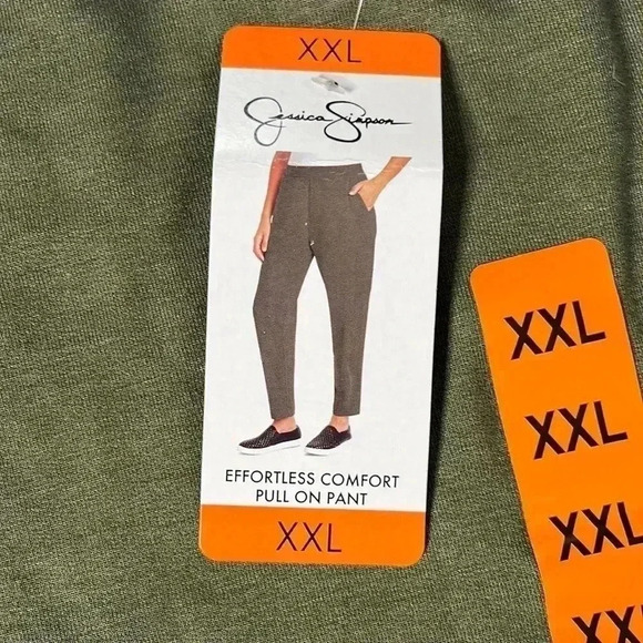 Jessica Simpson Carcie Pull On Ankle Pants NWT Size XXL - Picture 3 of 6